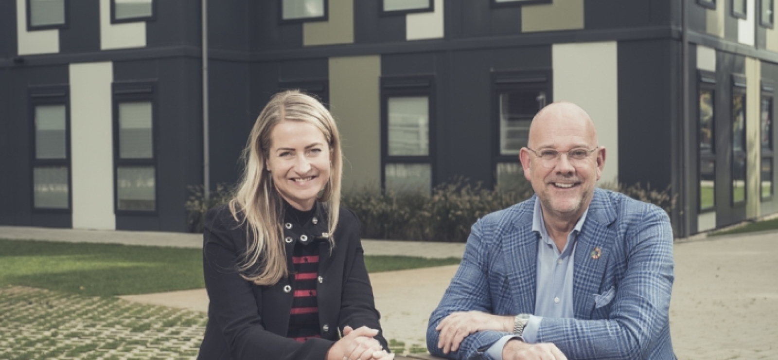 Foto van KaFra-oprichters Karolina Swoboda en Frank van Gool