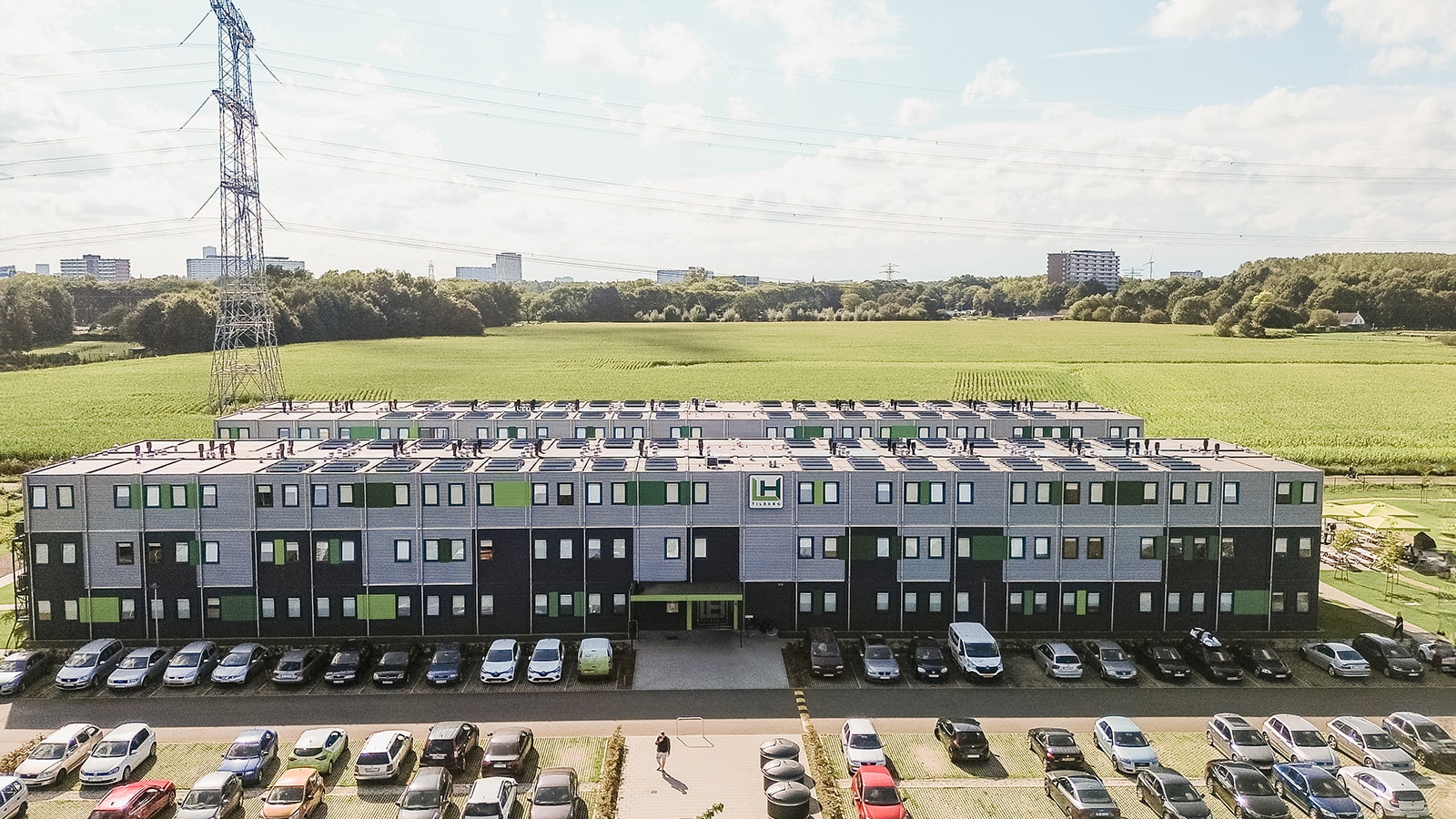 Luchtfoto van de Flex Accommodatie op locatie KaFra Tilburg