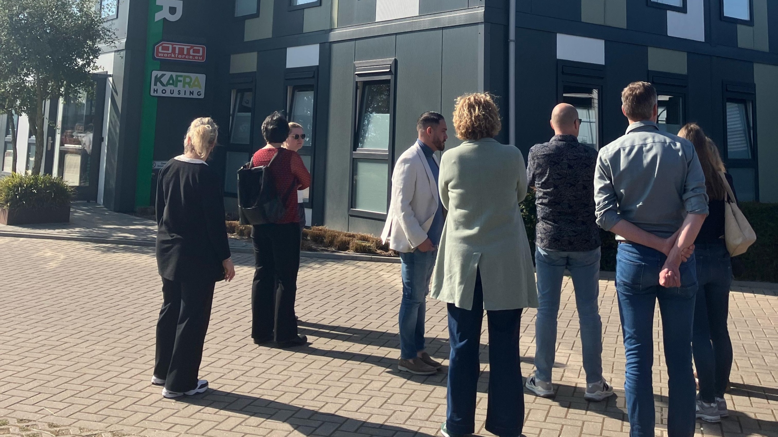 Tijdens het werkbezoek werd gemeente Venray rondgeleid door de KaFra Tower