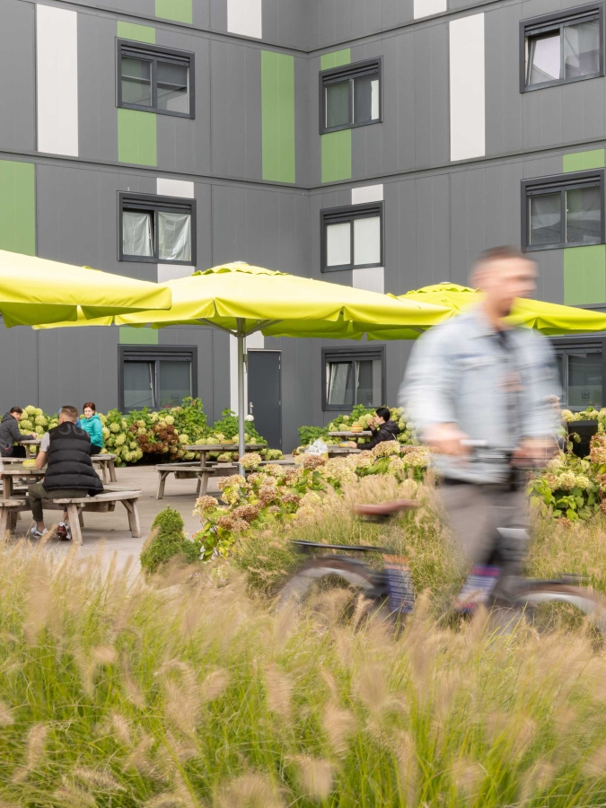 Terras van de Flex Accommodatie van locaite KaFra Waalwijk